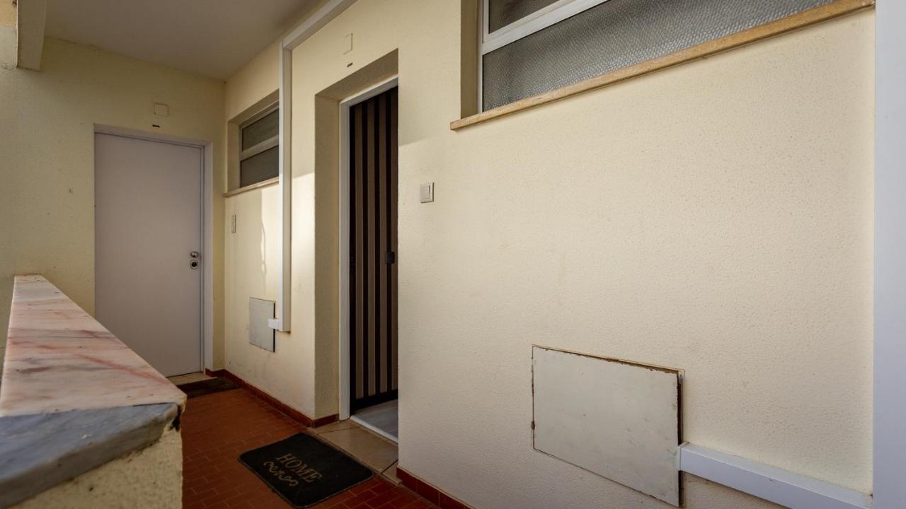 Charming 1 Bedroom Apartment In Portimao By Lovelystay Экстерьер фото
